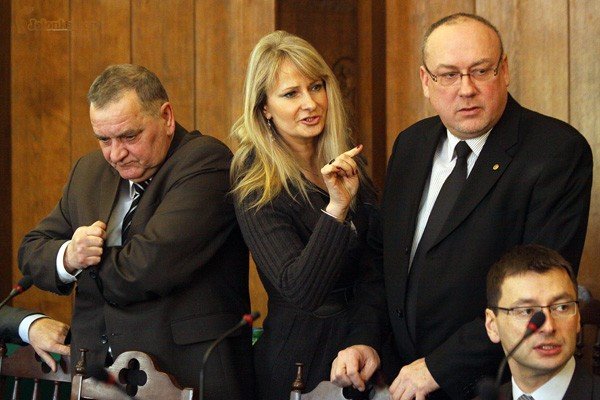 czysta-formalnosc-czyli-bez-rewolucji-w-ratuszu-31363