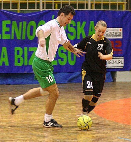 zwyciestwo-karkonoszy-teraz-czas-na-gwiazdy-31386