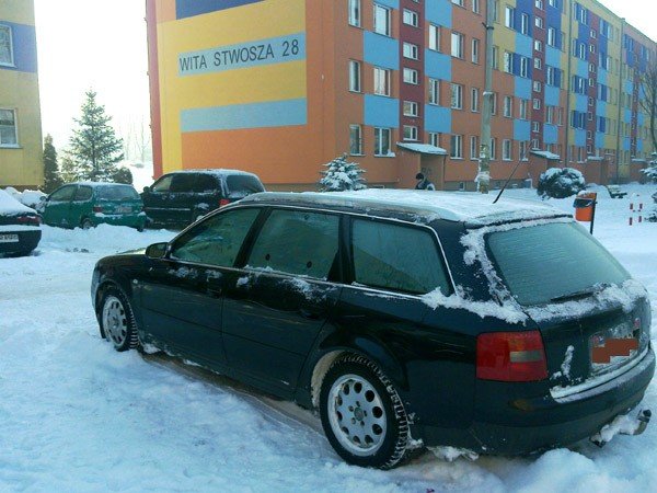 kto-niszczy-auta-na-osiedlu-orle-31400