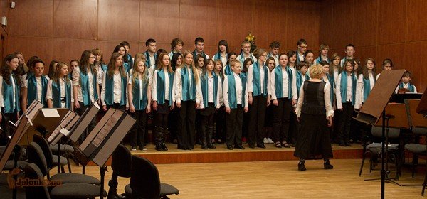 uczniowie-w-muzycznych-klimatach-bozego-narodzenia-31401