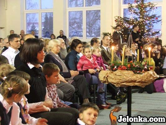 jaseka-dla-ugandy-w-szkole-707-w-karpaczu-31414