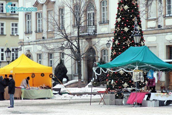 nie-bedzie-pokazowej-wigilii-dla-ubogich-beda-paczki-31443
