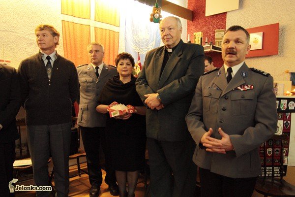 spokoju-przede-wszystkim-opatek-u-policjantow-31445