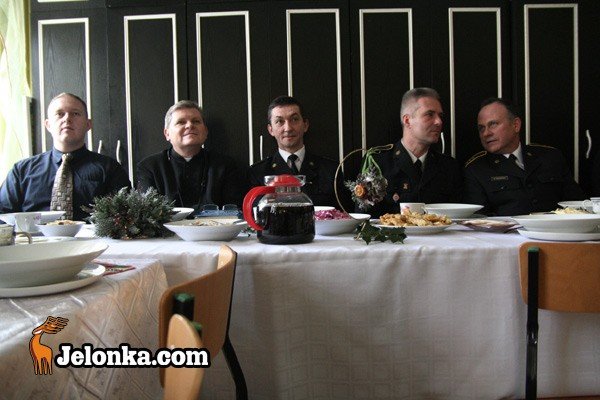 swiat-radosnych-z-prostota-ktora-zbliza-do-boga-31468