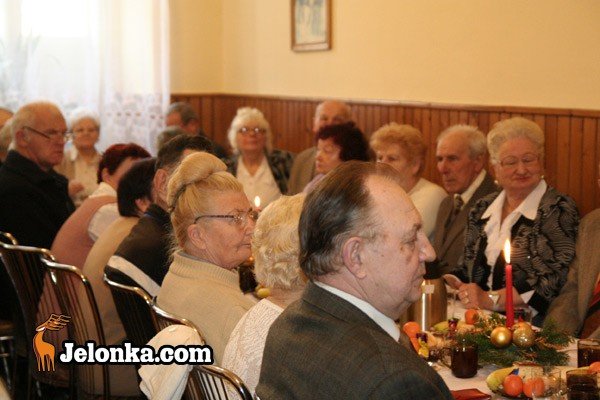 dzis-wigilia-szanujmy-ludzi-ktorzy-sa-obok-nas-31479