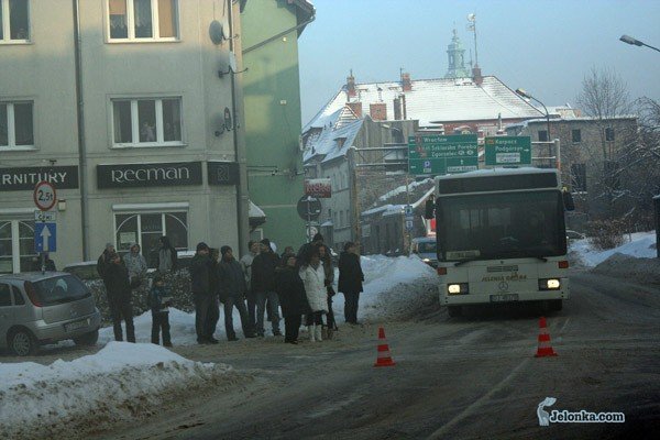 co-najmniej-potorej-tony-fajerwerkow-poszo-z-dymem-31544