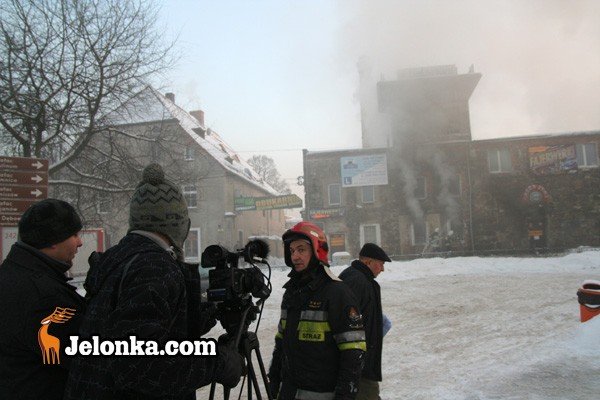 co-najmniej-potorej-tony-fajerwerkow-poszo-z-dymem-31544