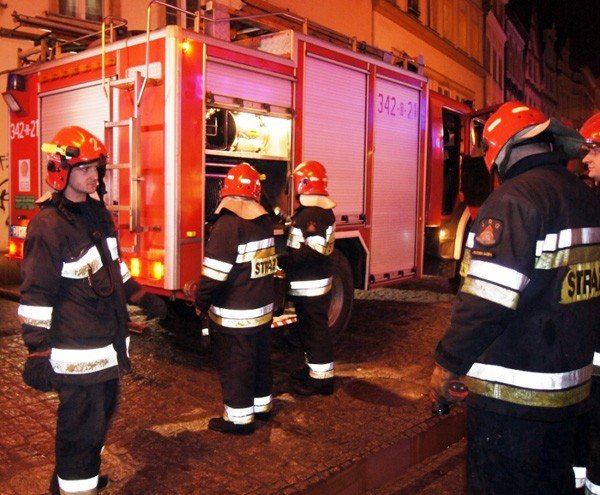 pozar-na-starowce-spaliy-sie-ubikacje-31710