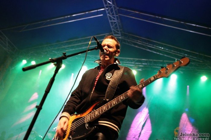 polski-punk-rock-nie-rdzewieje-kobranocka-pod-ratuszem-31711