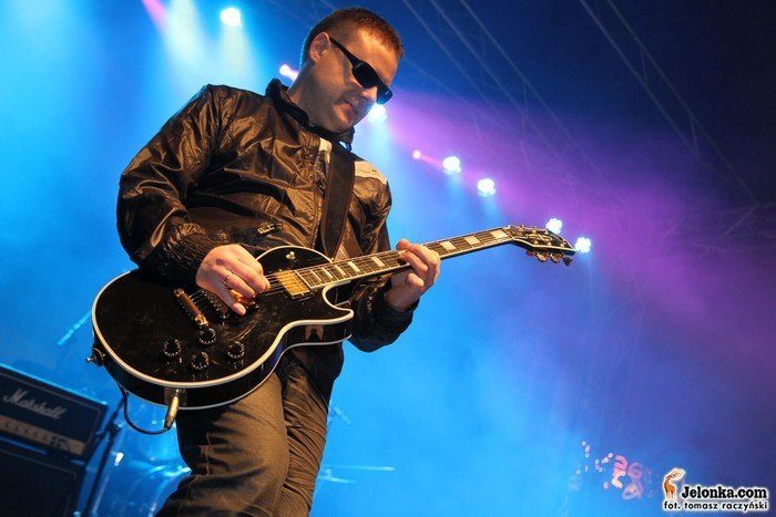 polski-punk-rock-nie-rdzewieje-kobranocka-pod-ratuszem-31711