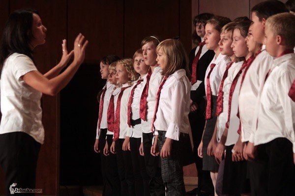 honory-dla-choru-z-jeleniogorskiej-dwojki-31735