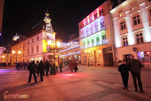 strza-w-dziesiatke-laserami-i-swiatem-31833