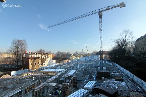 pna-sie-w-gore-mury-galerii-centrum-31856