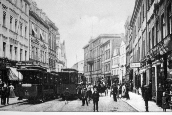 odjazd-i-odlot-z-antykwariatu-pod-arkadami-31969