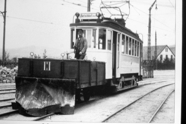 odjazd-i-odlot-z-antykwariatu-pod-arkadami-31969