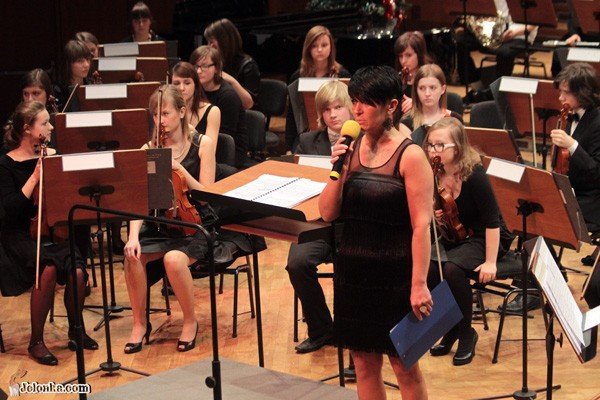 modzi-filharmonicy-z-maskarada-na-bis-32015