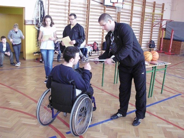 zawody-armwrestlingu-w-sp-8-kto-najsilniejszy-32090