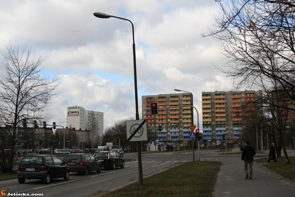 swiato-w-kratke-przez-podziemne-zwarcie-32252