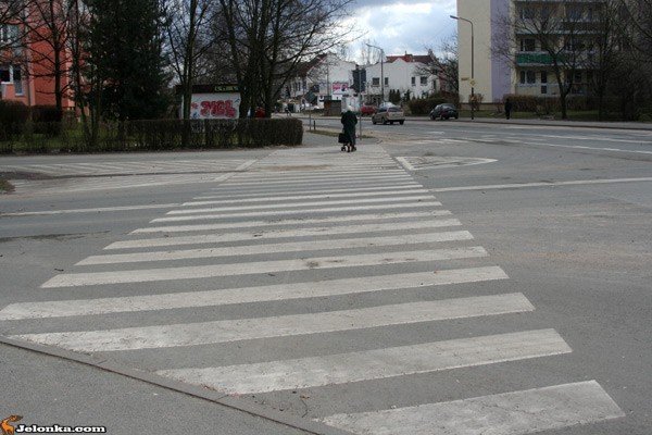 swiato-w-kratke-przez-podziemne-zwarcie-32252
