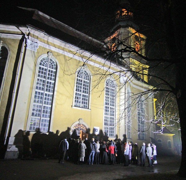 Kościół Zbawiciela podczas III Karkonoskiego Festiwalu Światła.