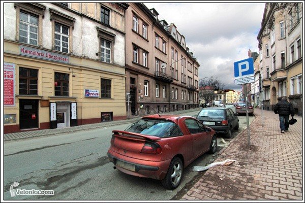 brudno-w-miescie-na-gruntowne-porzadki-jeszcze-nie-czas-32267