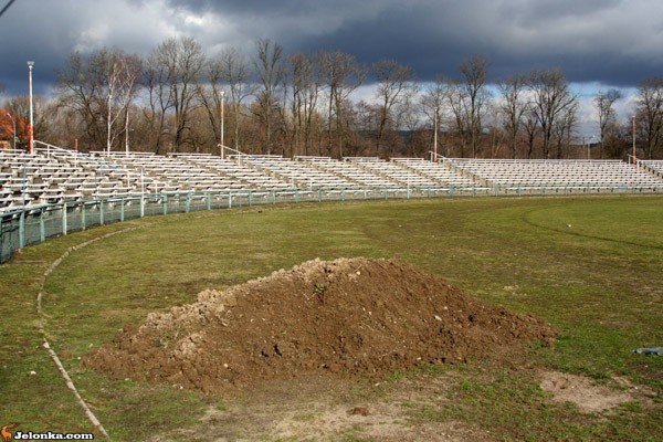 wrocawska-firma-przygotuje-projekt-i-obliczy-koszty-przebudowy-stadionu-32273