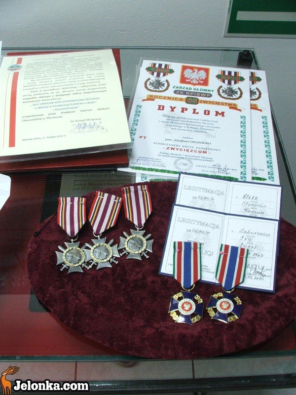 aktualna-wojna-na-wystawie-32321