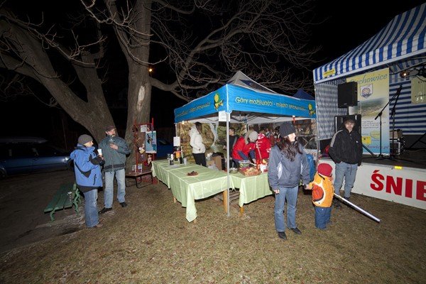 sniegobawa-bez-sniegu-z-ogniskiem-i-kiebaskami-32333