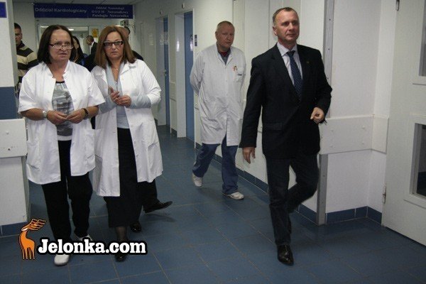 Jerzy Łużniak w Szpitalu Wojewódzkim w Jeleniej Górze.