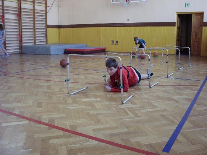 uczniowie-sp-8-rywalizowali-w-trojboju-sprawnosciowym-fotorelacja-32395