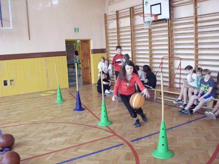uczniowie-sp-8-rywalizowali-w-trojboju-sprawnosciowym-fotorelacja-32395