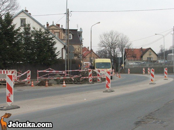 ostroznie-na-ulicy-wolnosci-przy-tesco-32421