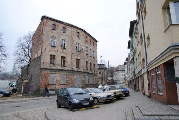 budynki-do-rozbiorki-z-dzikimi-lokatorami-32494