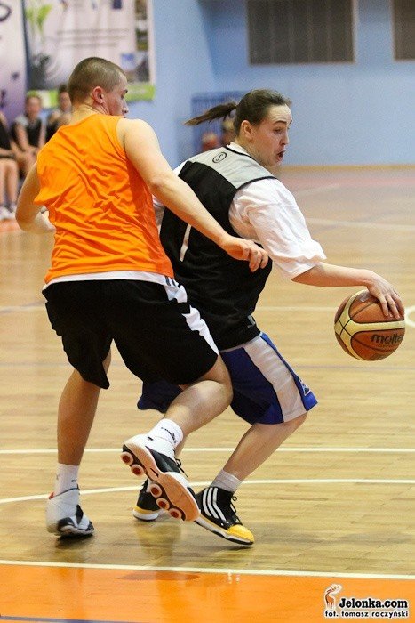 koszykarze-amatorzy-rozegrali-3-kolejke-mos-sudetow-basket-ligi-32589
