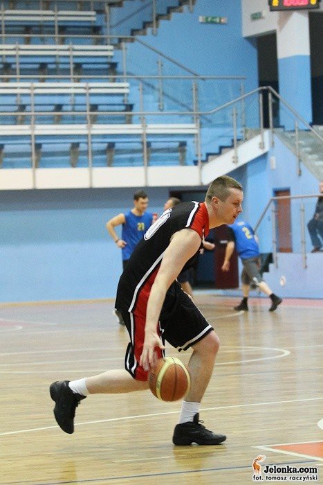 koszykarze-amatorzy-rozegrali-3-kolejke-mos-sudetow-basket-ligi-32589