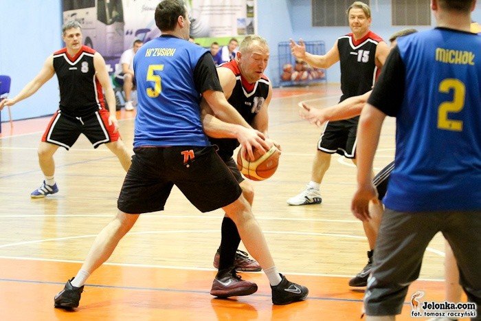 koszykarze-amatorzy-rozegrali-3-kolejke-mos-sudetow-basket-ligi-32589