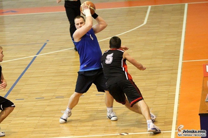 koszykarze-amatorzy-rozegrali-3-kolejke-mos-sudetow-basket-ligi-32589
