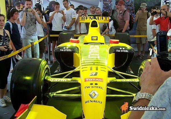 Zdjęcie z poznańskiego N–Gine Renault F1 Team Show