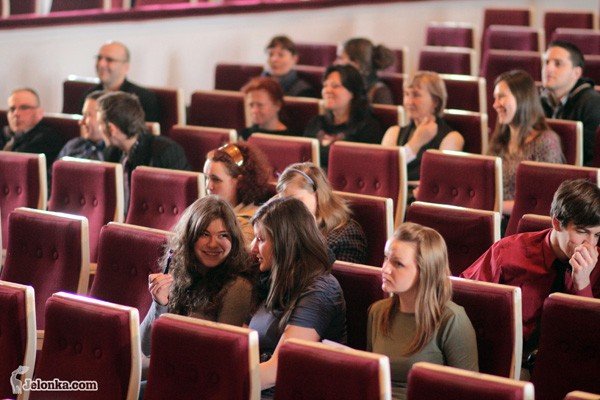moja-maa-ojczyzna-modziez-na-teatralnych-deskach-32601