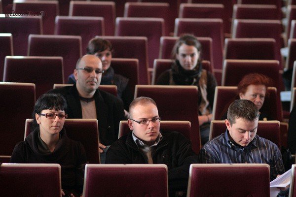 moja-maa-ojczyzna-modziez-na-teatralnych-deskach-32601
