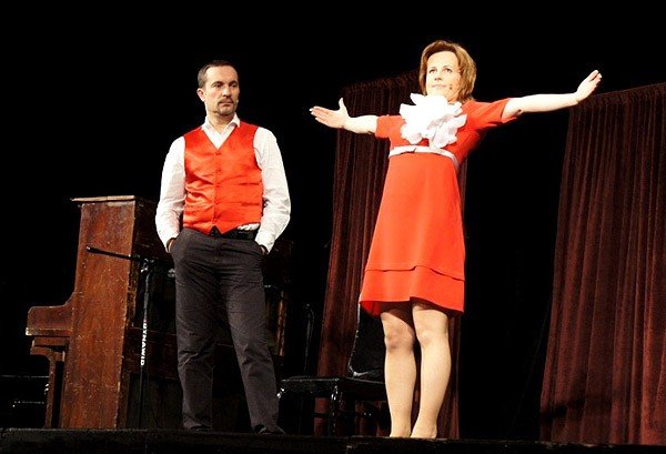 savoir-vivre-zartobliwie-kabaret-hrabi-w-teatrze-im-norwida-32618