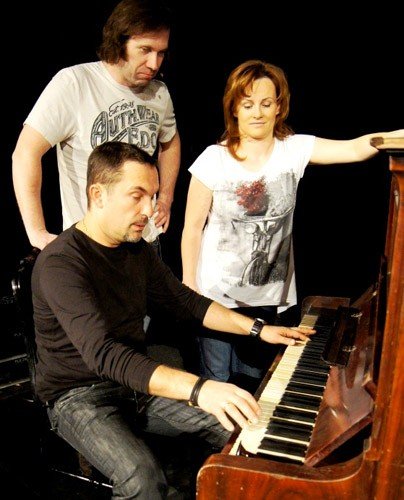 savoir-vivre-zartobliwie-kabaret-hrabi-w-teatrze-im-norwida-32618