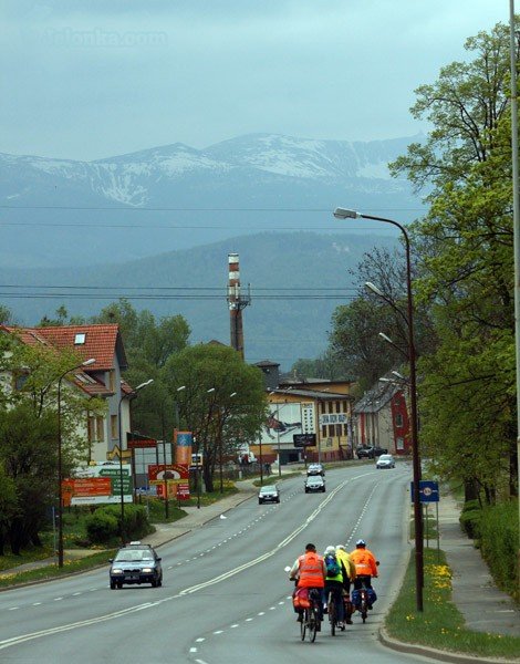 Rowerzyści na ulicy Wolności. Kwiecień 2009 rok.