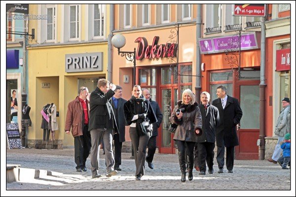 Goście z Czech podczas spaceru Traktem Śródmiejskim.