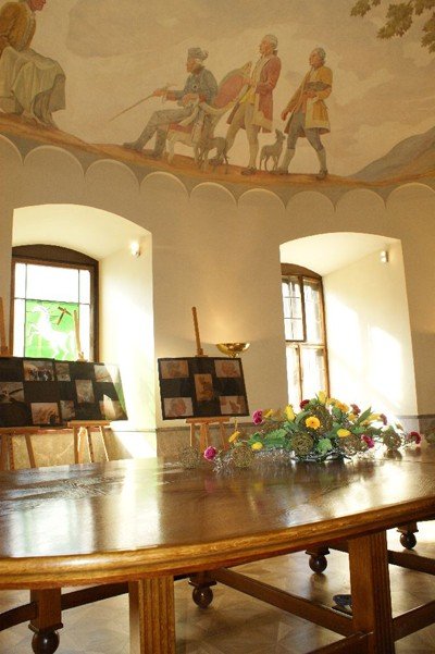 kowarska-sala-rajcow-otwarta-dla-turystow-takze-32657