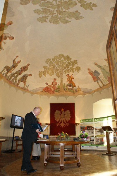 kowarska-sala-rajcow-otwarta-dla-turystow-takze-32657