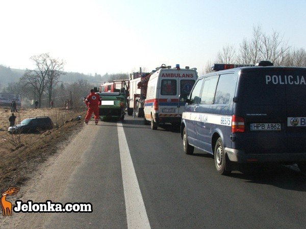 bo-pijany-w-trupa-zasna-za-kierownica-32697