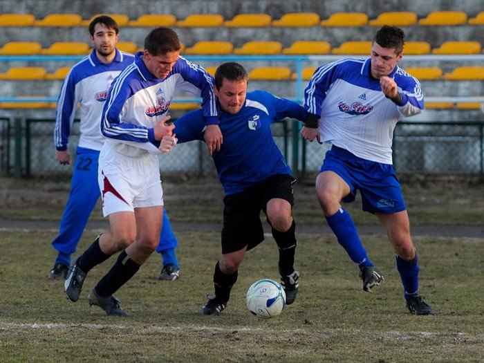sparingowe-derby-dla-pikarzy-karkonoszy-32755
