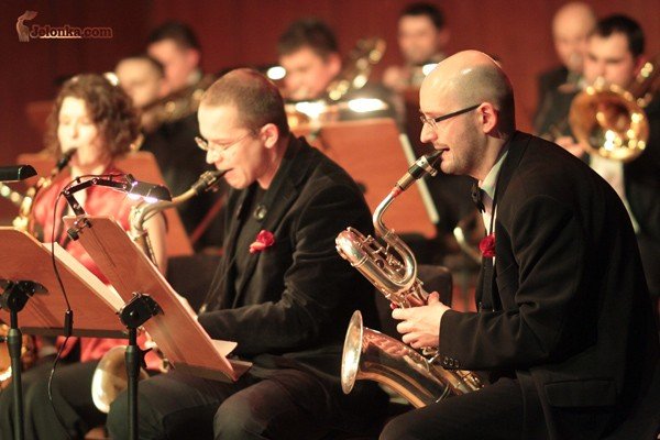 swingujaco-na-dzien-kobiet-big-band-da-czadu-32757