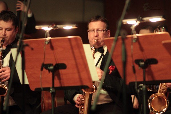 swingujaco-na-dzien-kobiet-big-band-da-czadu-32757
